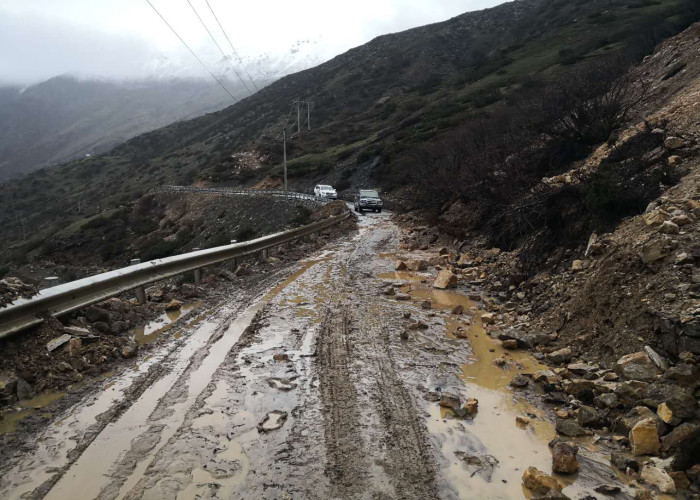 畅行无阻，泥石流路段实时美景速递